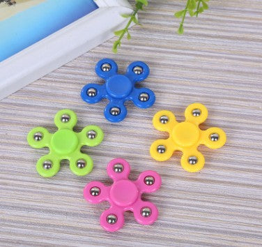 Toupies à doigts à 5 faces