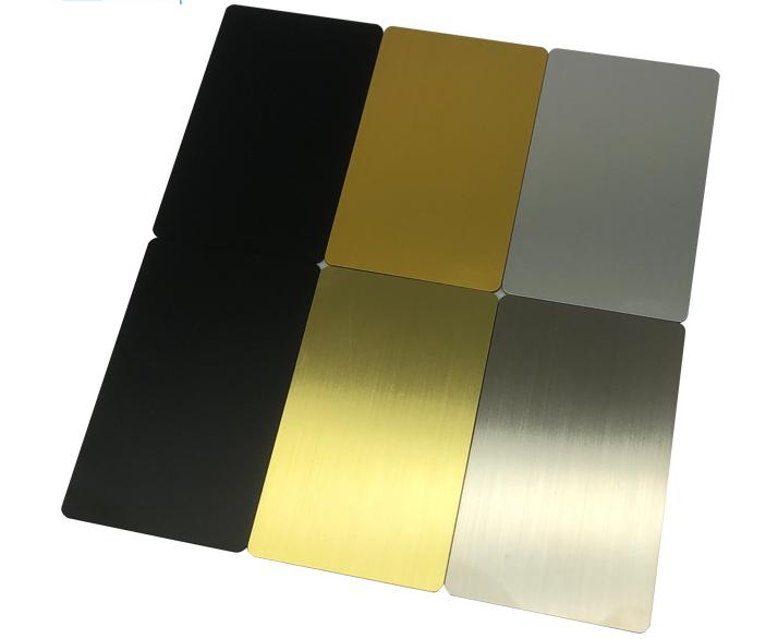 Carte de visite en métal NFC