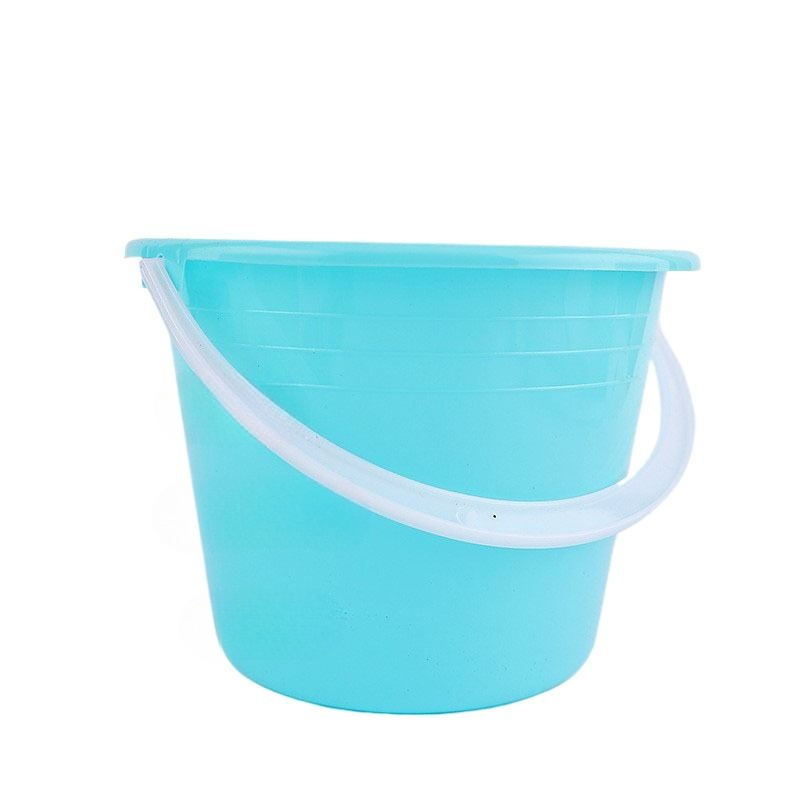 Cubo de agua de mano