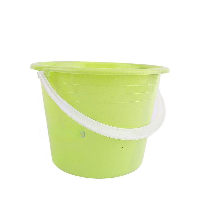 Cubo de agua de mano