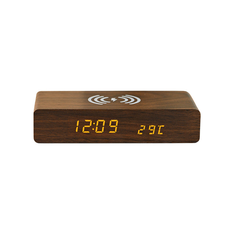 Reloj de madera con carga inalámbrica de 10 W
