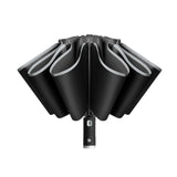 Parapluie à inversion automatique avec poignée de lampe torche LED et bord réfléchissant 