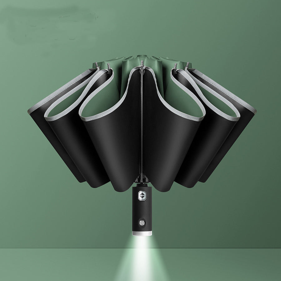 Parapluie à inversion automatique avec poignée de lampe torche LED et bord réfléchissant 