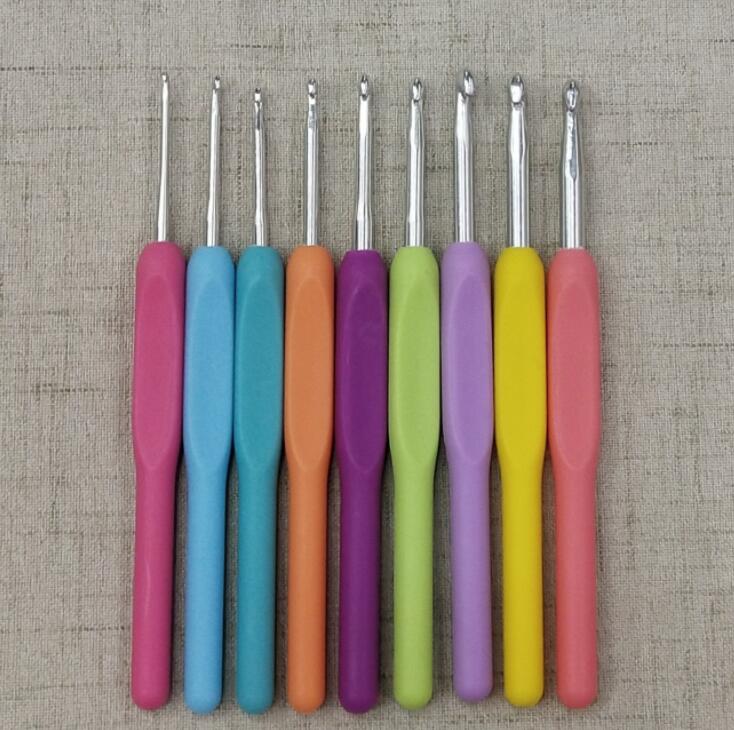 Kit d'outils de couture, crochets, aiguilles à tricoter et fils 