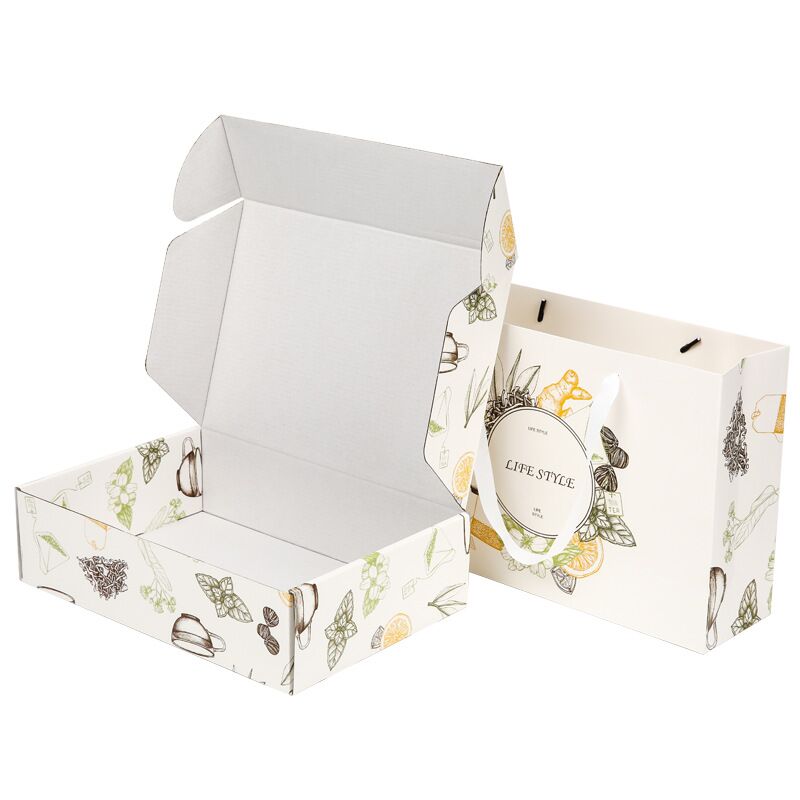 Boîte personnalisée - 8,5 po 