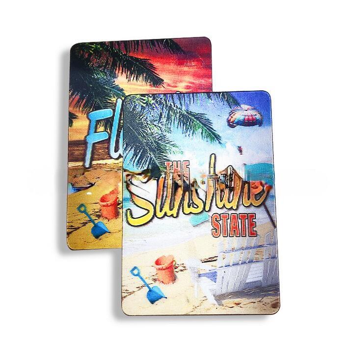 Tarjeta lenticular 3D con respaldo magnético