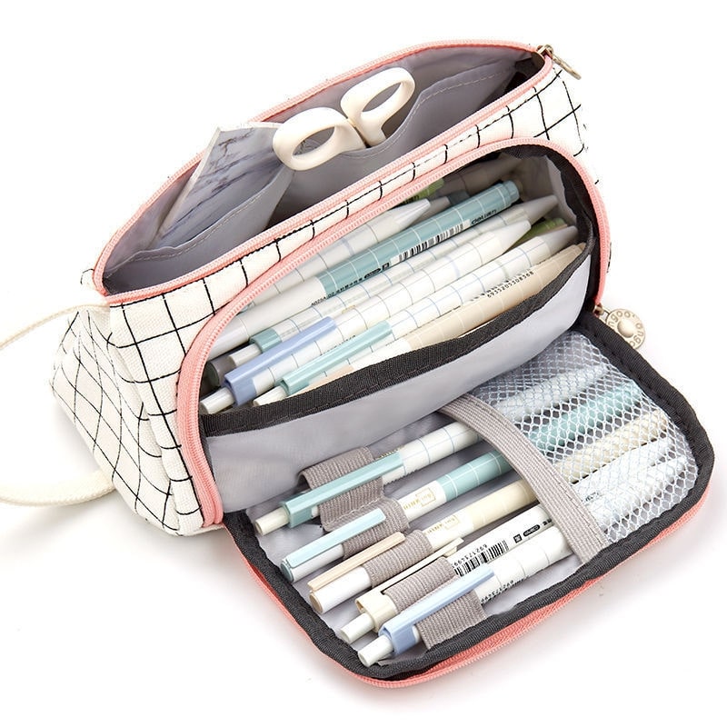 Trousse à crayons et papeterie 