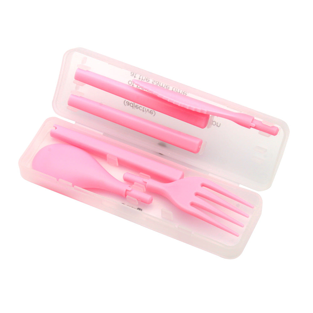 Un ensemble couteau, fourchette et cuillère 