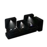 Caja de terciopelo con collar LED 