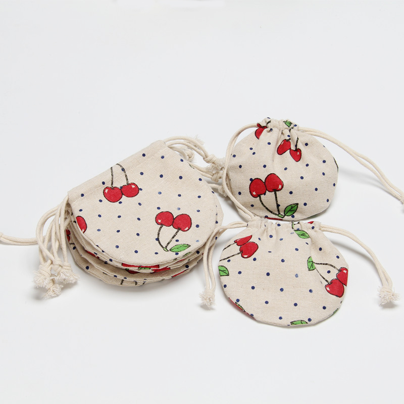 Pochettes à cordons en tissu de forme ronde view 3