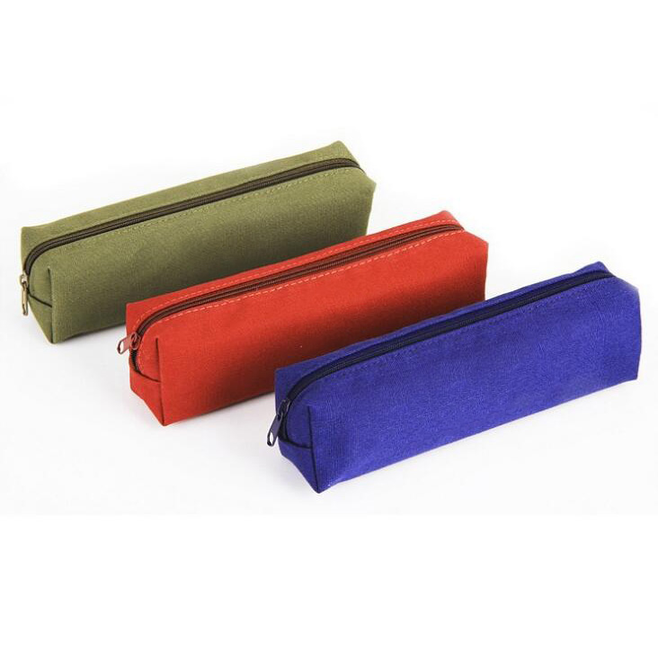 Étui à crayon zippé