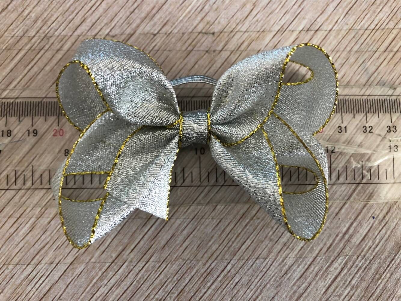 Bow With Elastic Loop