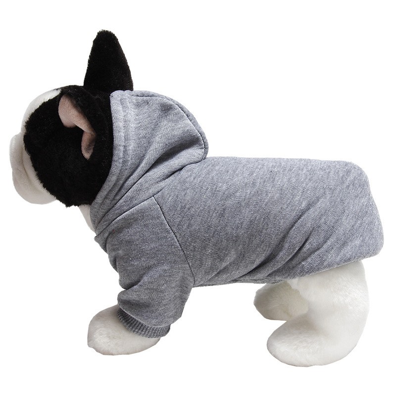 Otoño e invierno ropa de mascotas