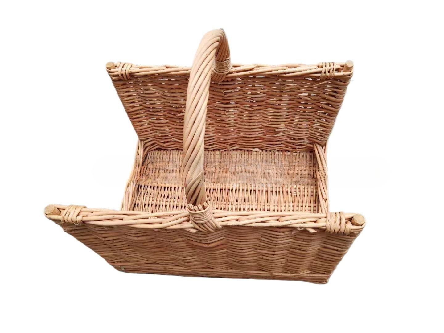 Willow woven cesta de leña