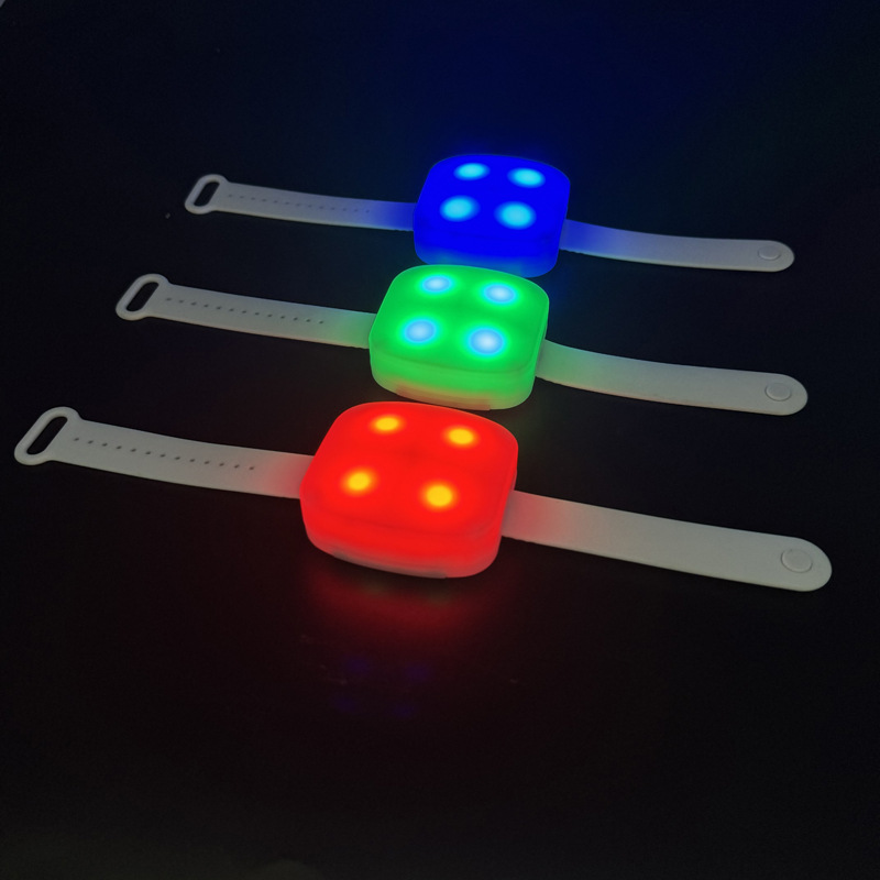 Control remoto de pulsera iluminado de 4 luces