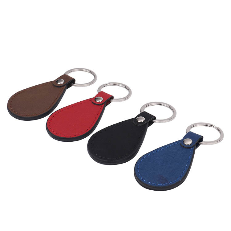 Porte-clés ovale en cuir