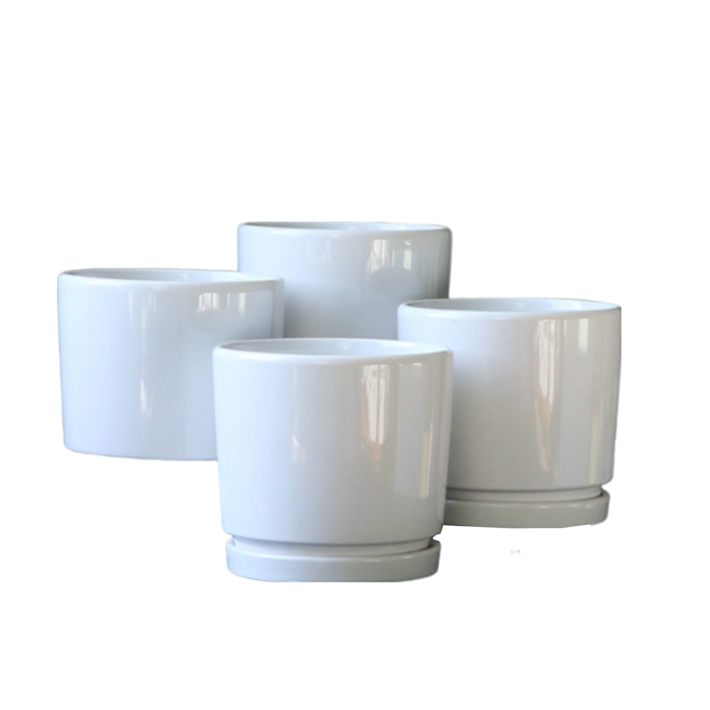 Pot en céramique avec plateau