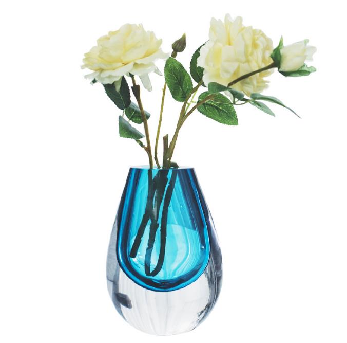 Vase de boutons de mer bleu profond art