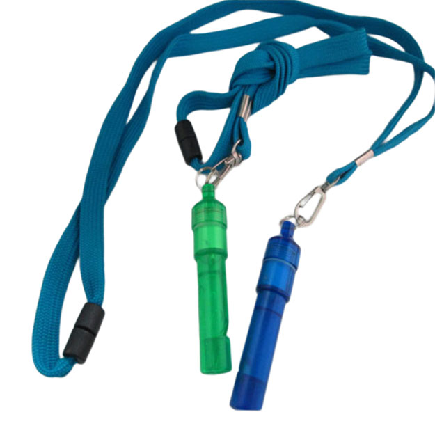 Led lumière vers le haut sifflet avec lanyard
