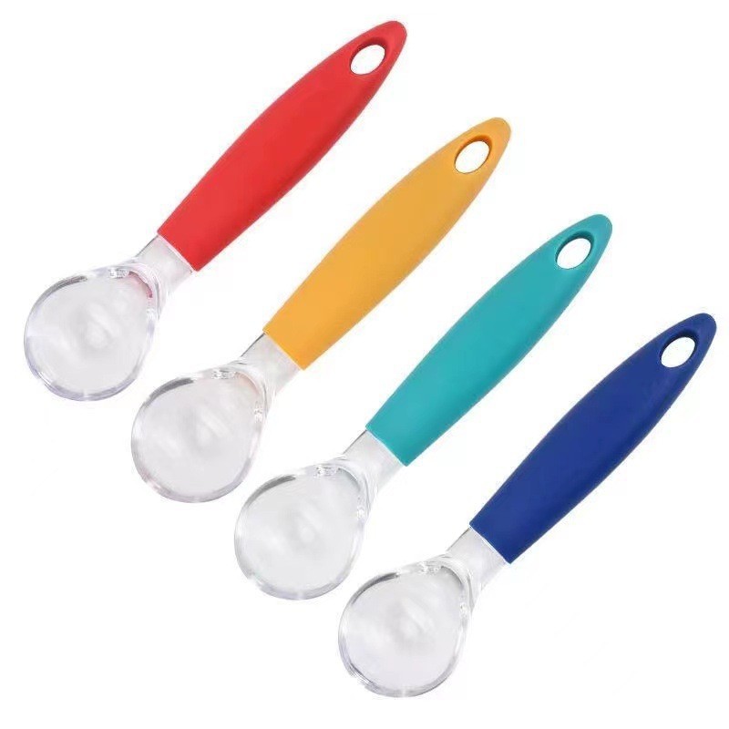 Boule de crème glacée en plastique