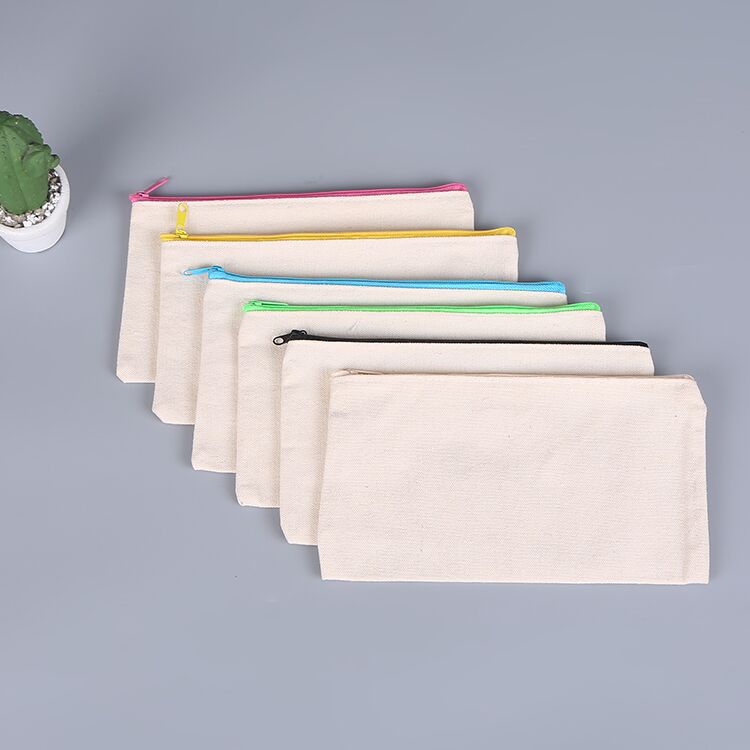 Boîte à crayon zippée en toile créative