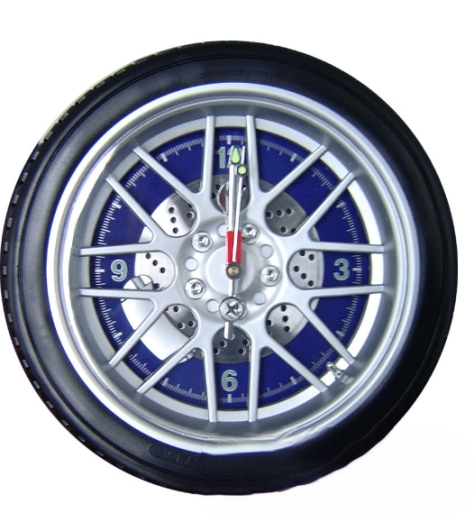 Voiture pneu silencieux horloge