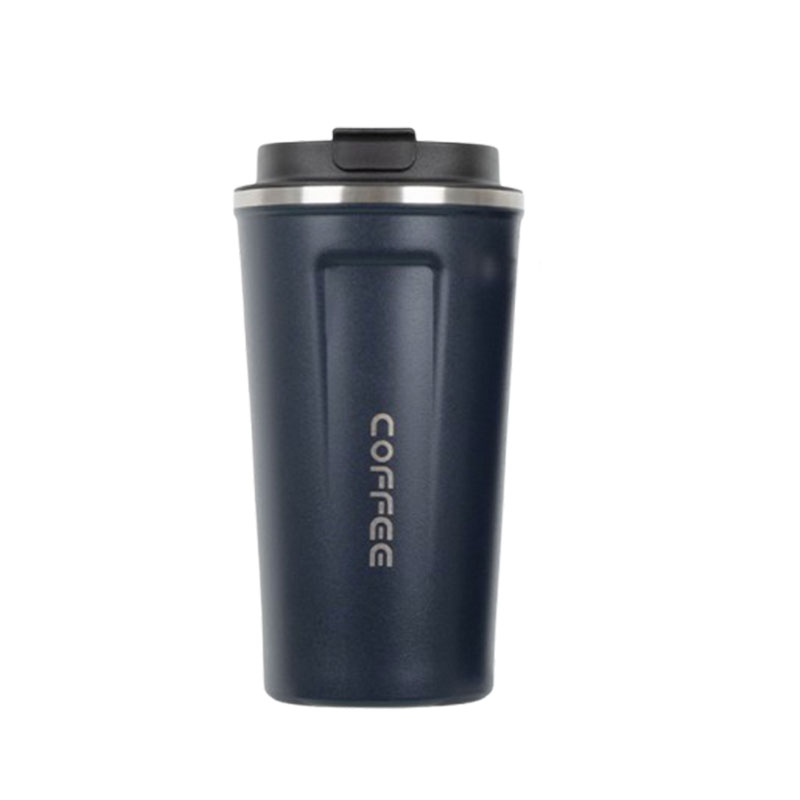 Taza de café de viaje aislado