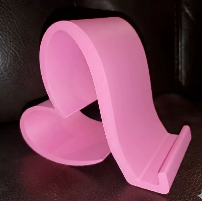 3d Printed Heart-shaped Phone Stand view 2
