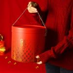 Rouge rond boîte vide cadeau compagnon view 3