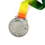 Médaille créative avec corde suspendue view 2