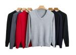 Pull couleur solide col v view 1