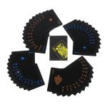 Papel negro jugando cartas view 3