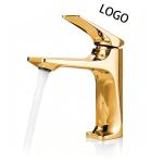 Oro acabado baño mezclador grifo view 2