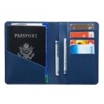 Titulaire du passeport du compagnon de voyage view 2