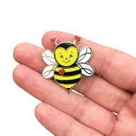 Amor abeja pin view 2