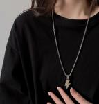 Collier en alliage de foudre view 2