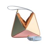 Sac triangle pliant en cuir pu main view 2
