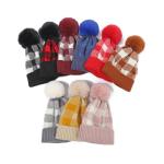 Bonnet plaid avec pompon view 9