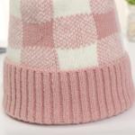 Bonnet plaid avec pompon view 8