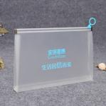 Enveloppes en plastique avec fermeture zippée view 2