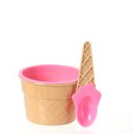 Bol de crème glacée couleur bonbons avec cuillère view 3