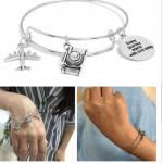 Caméra avion coeur forme pendentif bracelet en métal view 4